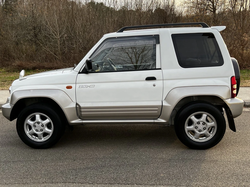 1996 Mitsubishi Pajero/Montero 2nd Gen - Image 3 of 31