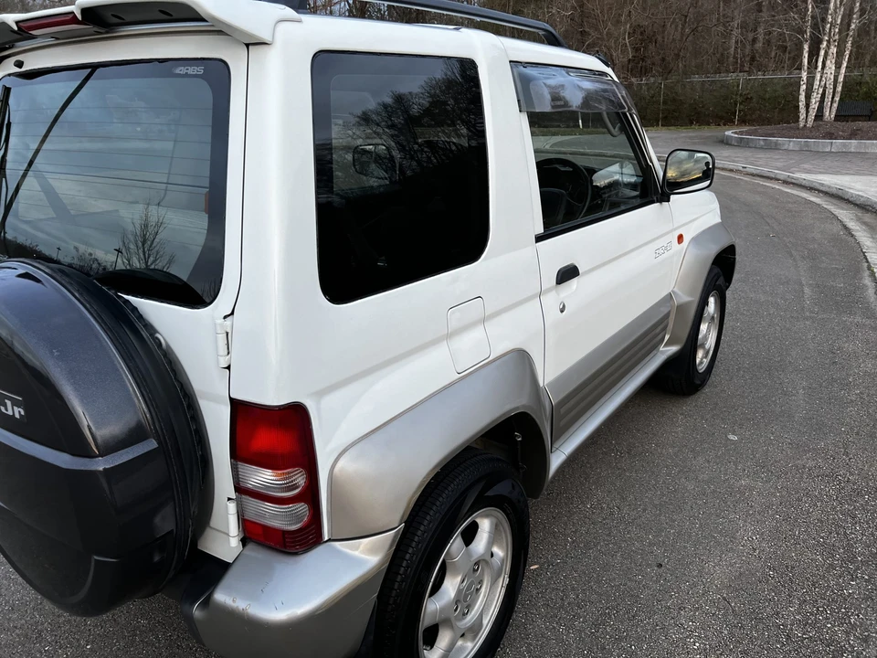 1996 Mitsubishi Pajero/Montero 2nd Gen - Image 16 of 31
