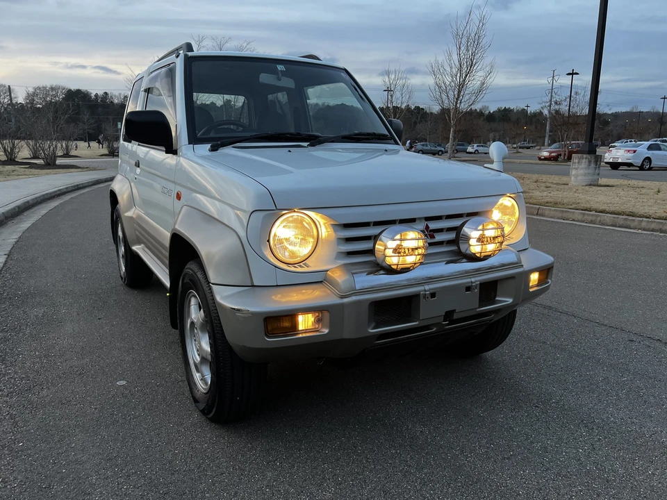 1996 Mitsubishi Pajero/Montero 2nd Gen - Image 29 of 31