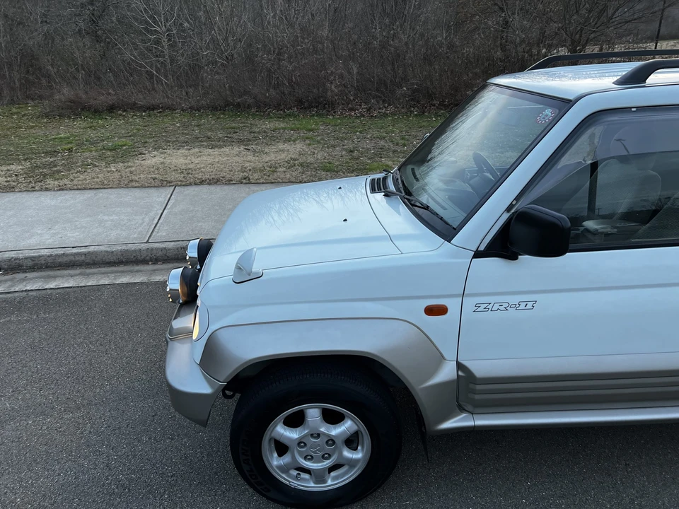 1996 Mitsubishi Pajero/Montero 2nd Gen - Image 31 of 31