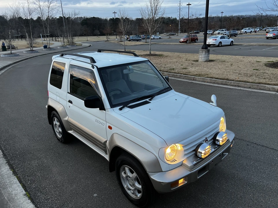 1996 Mitsubishi Pajero/Montero 2nd Gen - Image 30 of 31