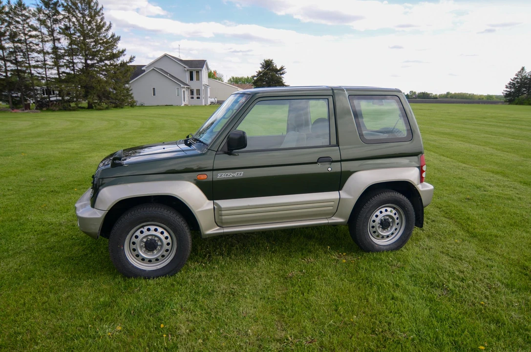 1996 Mitsubishi Pajero/Montero 2nd Gen - Image 19 of 31