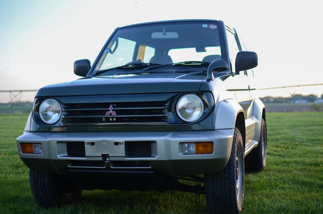 1996 Mitsubishi Pajero/Montero 2nd Gen - Image 10 of 31