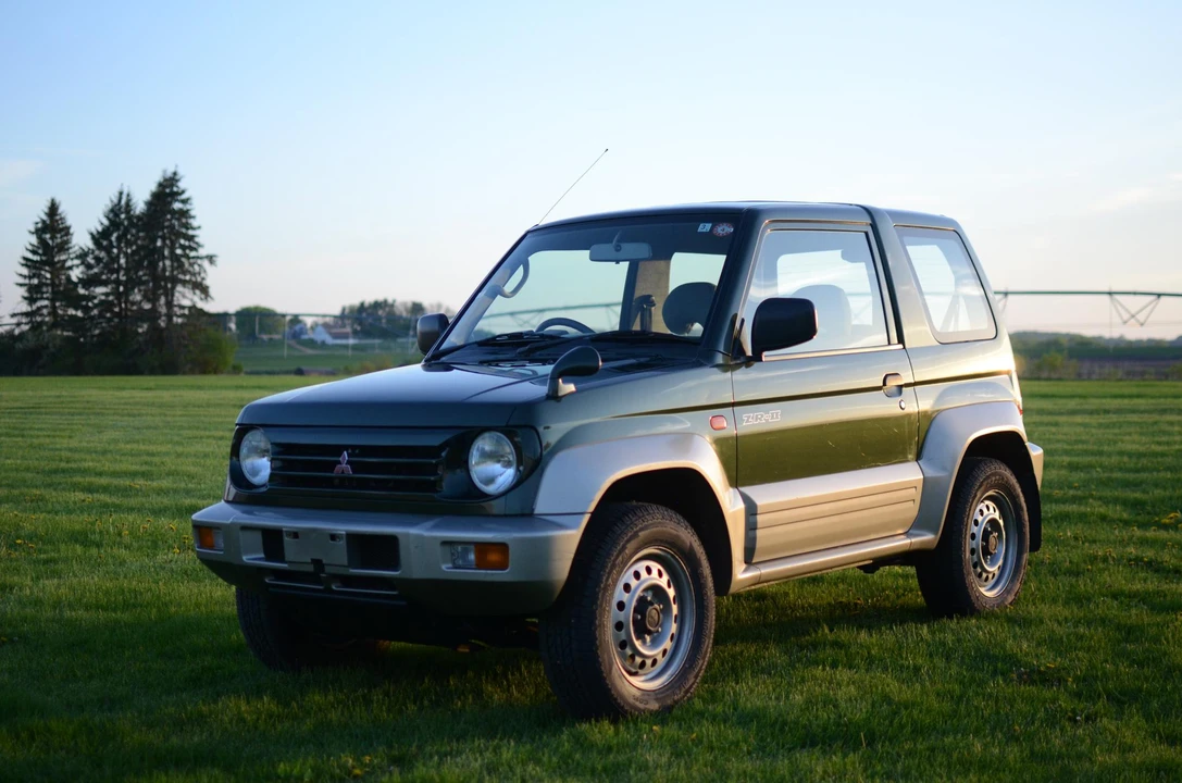1996 Mitsubishi Pajero/Montero 2nd Gen - Image 15 of 31