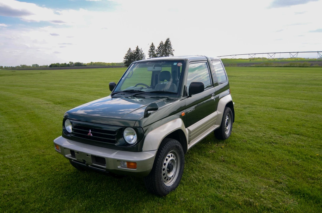 1996 Mitsubishi Pajero/Montero 2nd Gen - Image 13 of 31