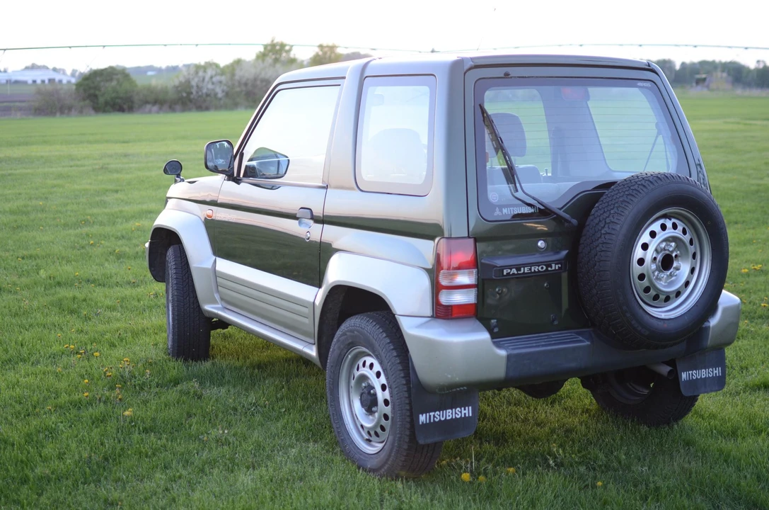 1996 Mitsubishi Pajero/Montero 2nd Gen - Image 21 of 31