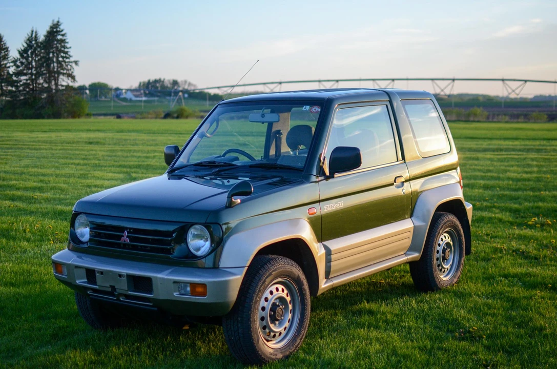 1996 Mitsubishi Pajero/Montero 2nd Gen - Image 16 of 31