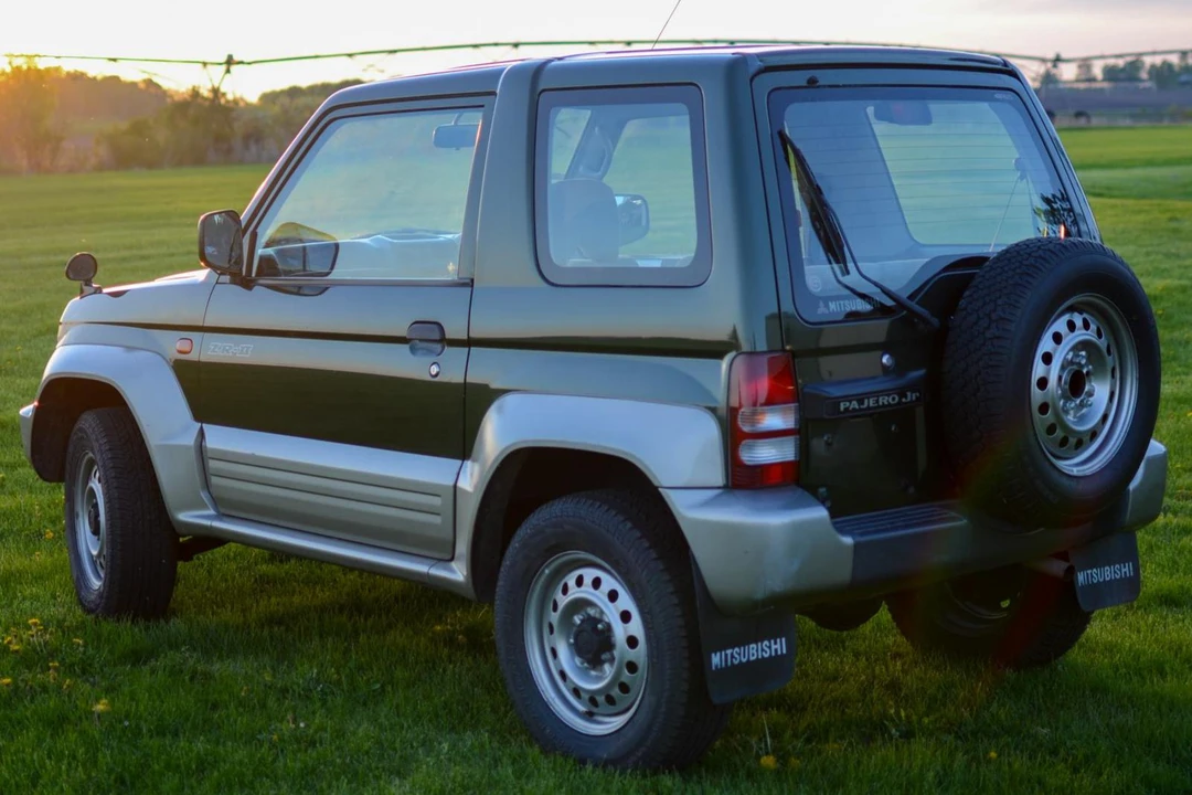 1996 Mitsubishi Pajero/Montero 2nd Gen - Image 4 of 31