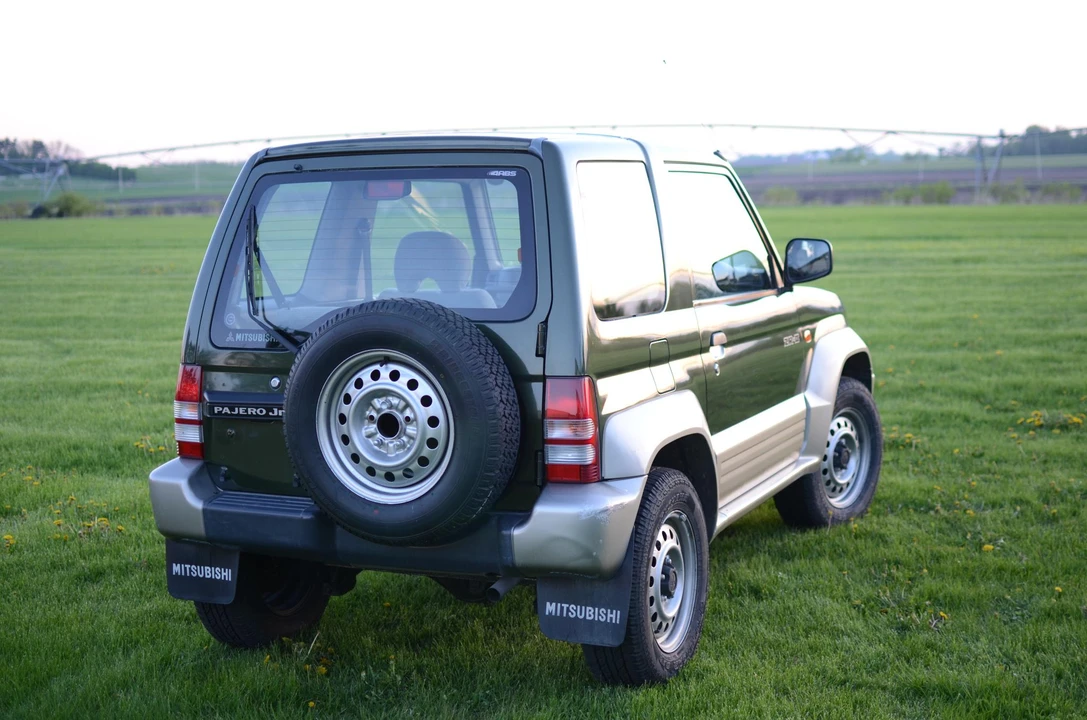 1996 Mitsubishi Pajero/Montero 2nd Gen - Image 26 of 31
