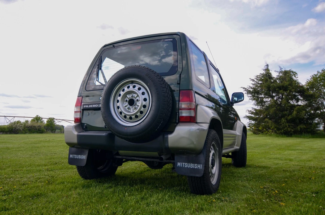 1996 Mitsubishi Pajero/Montero 2nd Gen - Image 27 of 31