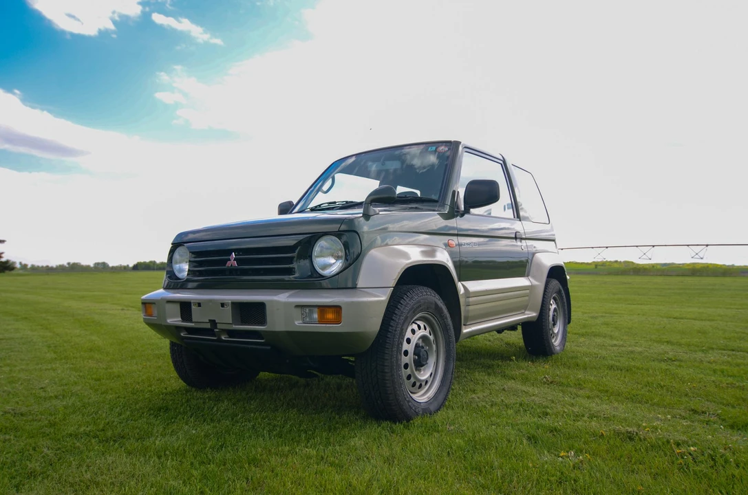 1996 Mitsubishi Pajero/Montero 2nd Gen - Image 18 of 31