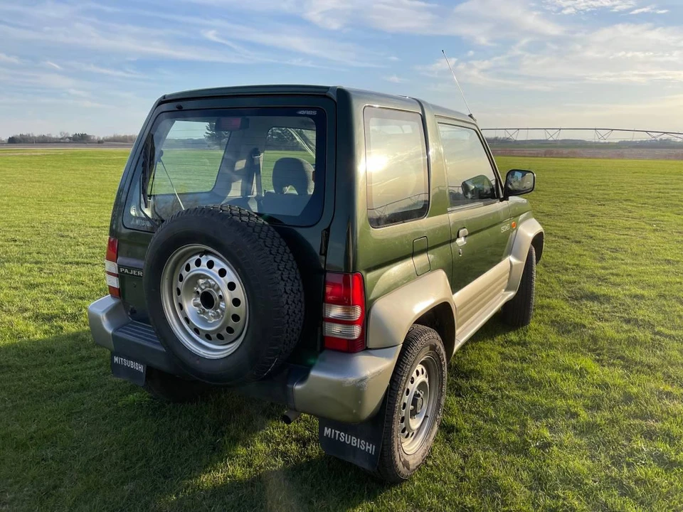 1996 Mitsubishi Pajero/Montero 2nd Gen - Image 25 of 31
