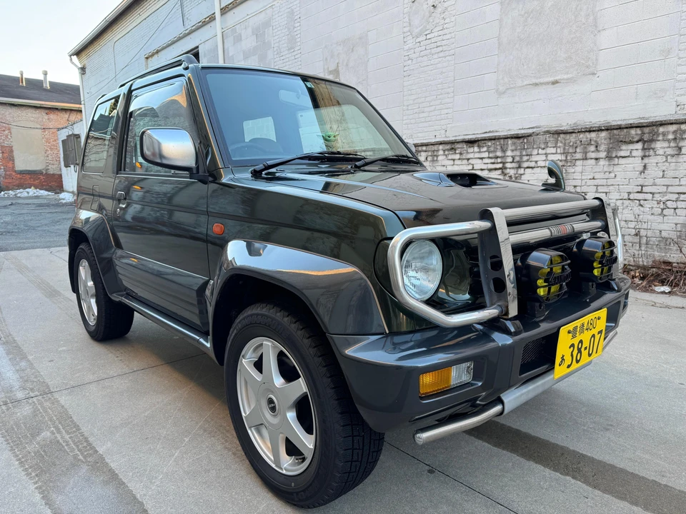 1996 Mitsubishi Pajero/Montero 2nd Gen - Image 25 of 31