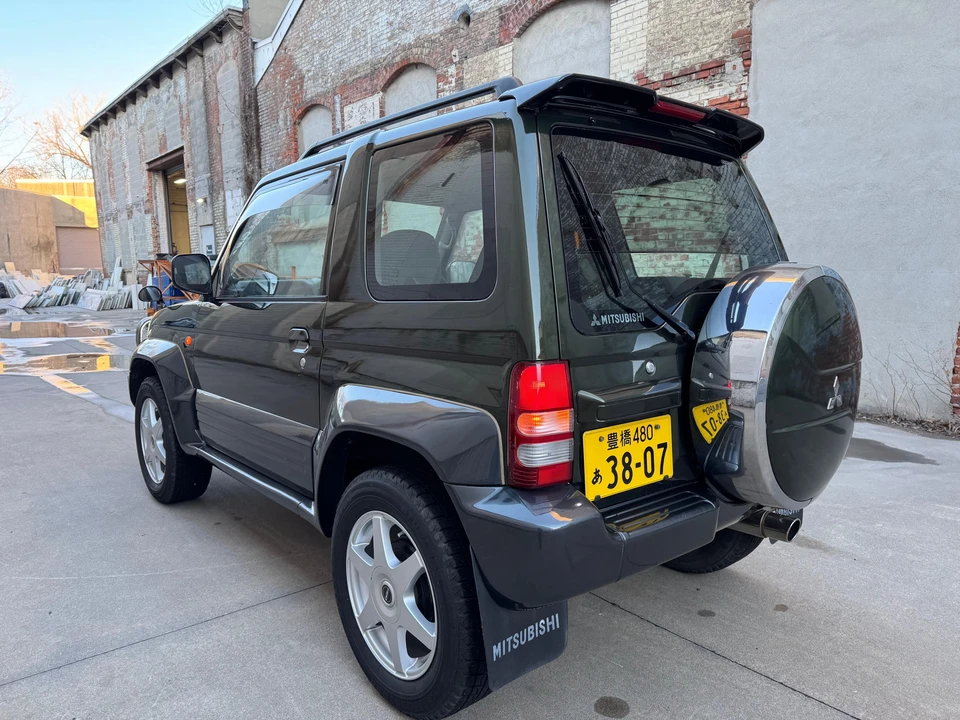 1996 Mitsubishi Pajero/Montero 2nd Gen - Image 14 of 31