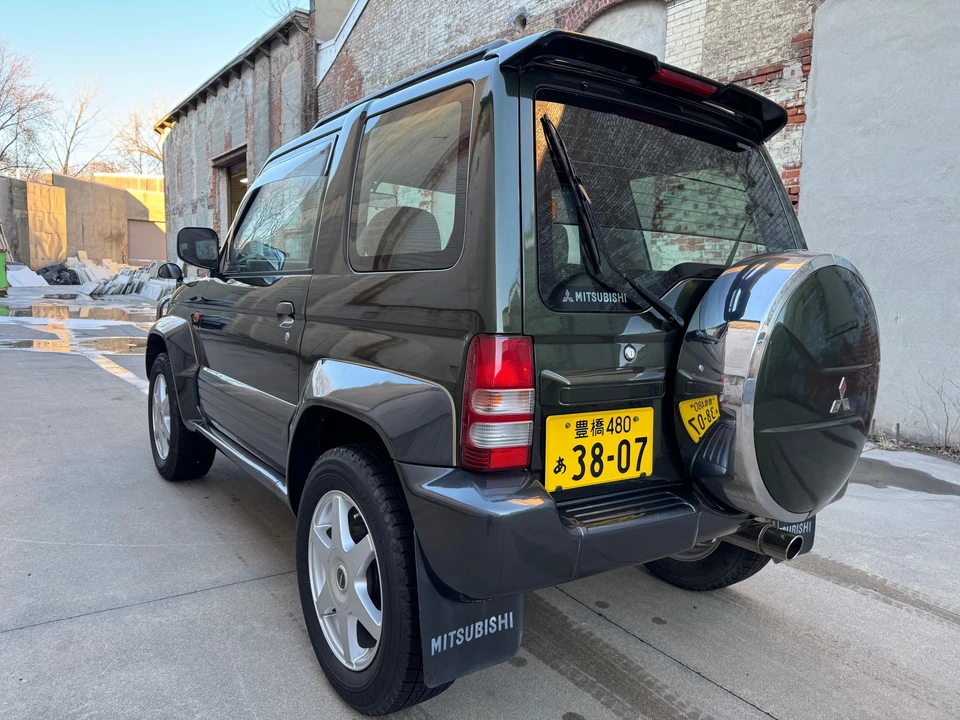1996 Mitsubishi Pajero/Montero 2nd Gen - Image 15 of 31