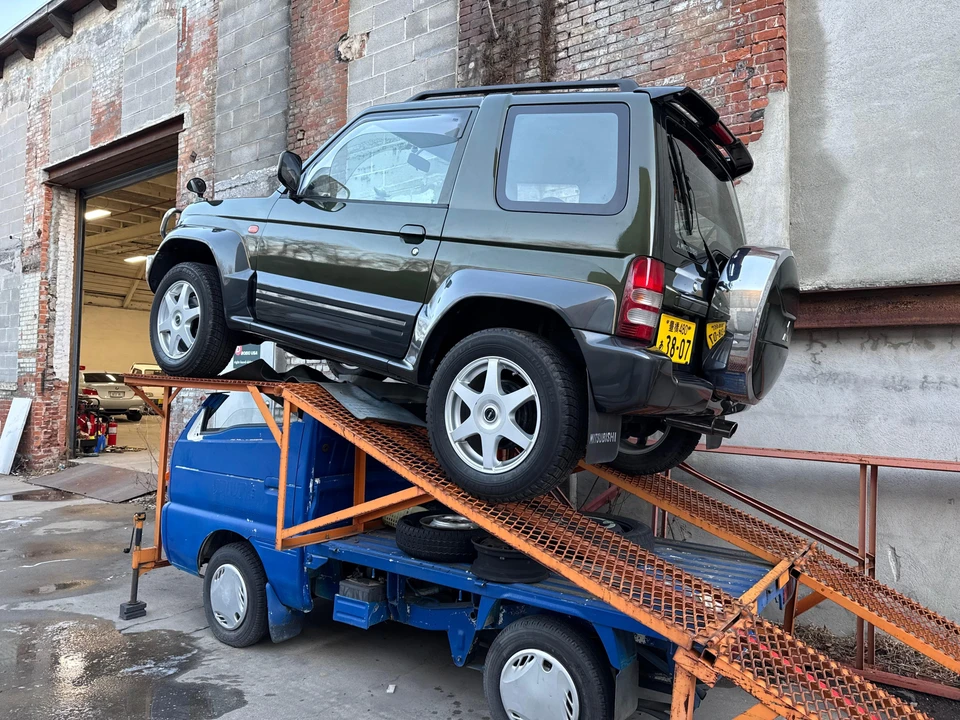 1996 Mitsubishi Pajero/Montero 2nd Gen - Image 31 of 31