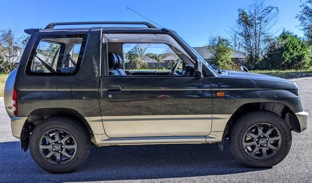 1996 Mitsubishi Pajero/Montero - Image 21 of 31