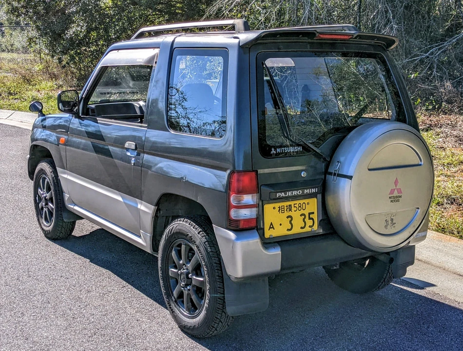 1996 Mitsubishi Pajero/Montero - Image 15 of 31