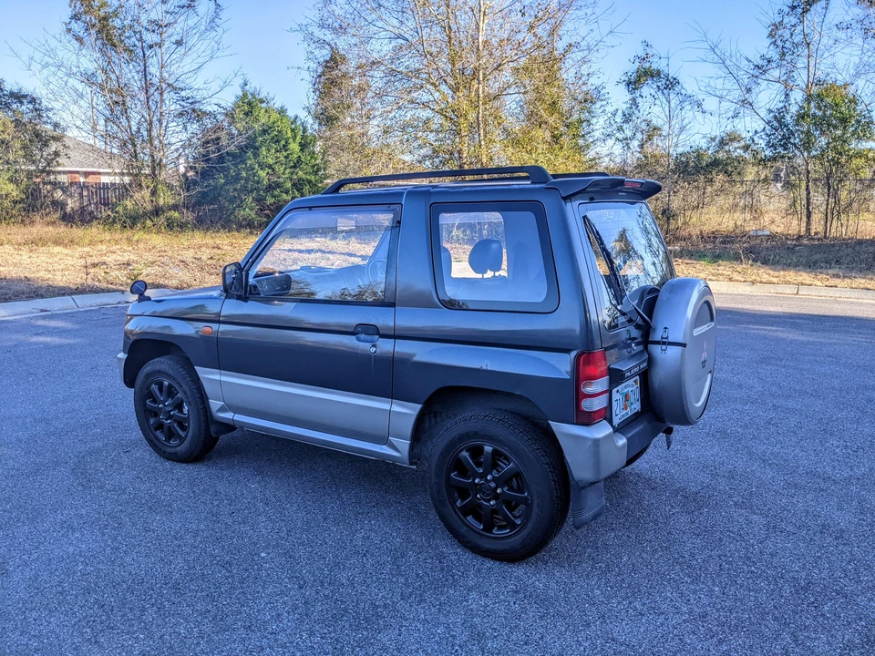 1996 Mitsubishi Pajero/Montero - Image 13 of 31