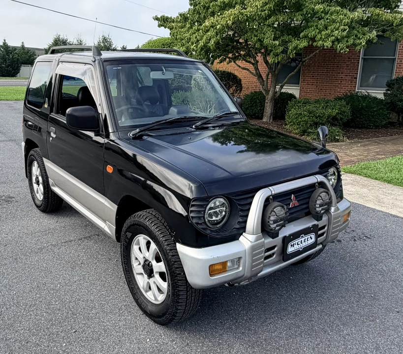 1996 Mitsubishi Pajero/Montero 2nd Gen - Image 11 of 31
