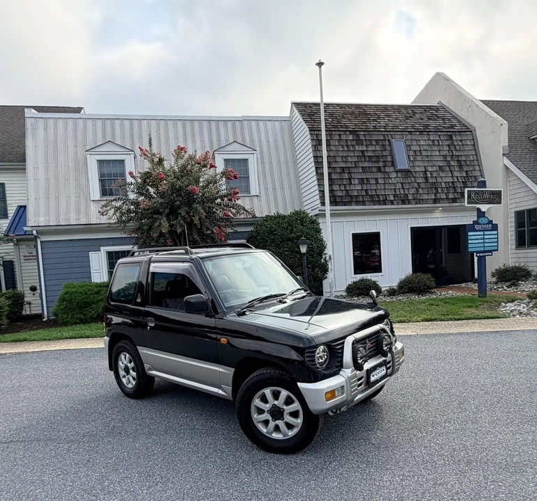 1996 Mitsubishi Pajero/Montero 2nd Gen - Image 13 of 31
