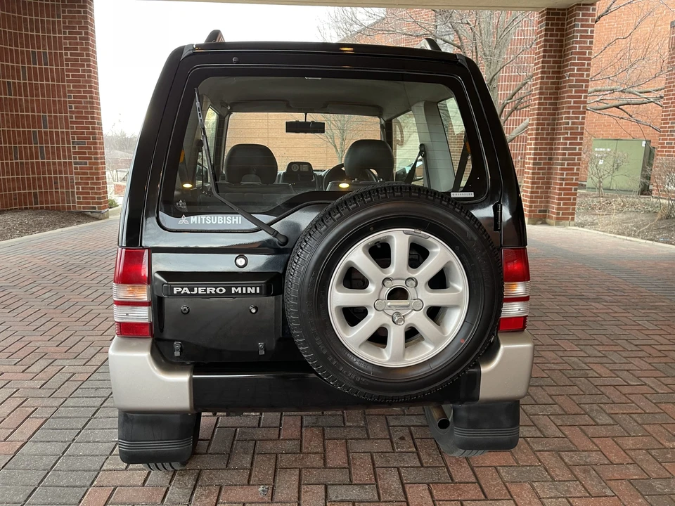 1996 Mitsubishi Pajero/Montero - Image 9 of 31