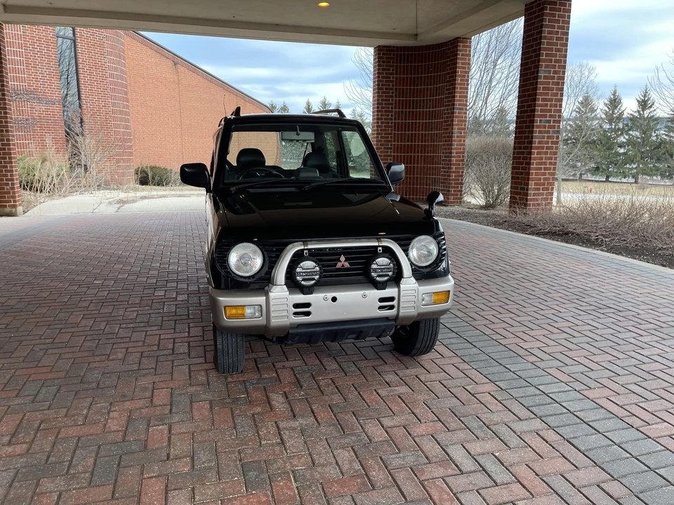 1996 Mitsubishi Pajero/Montero - Image 17 of 31