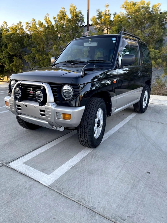 1996 Mitsubishi Pajero/Montero 2nd Gen - Image 31 of 31