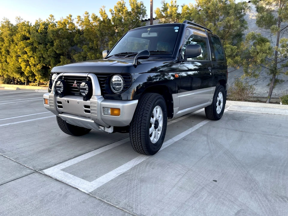 1996 Mitsubishi Pajero/Montero 2nd Gen - Image 30 of 31