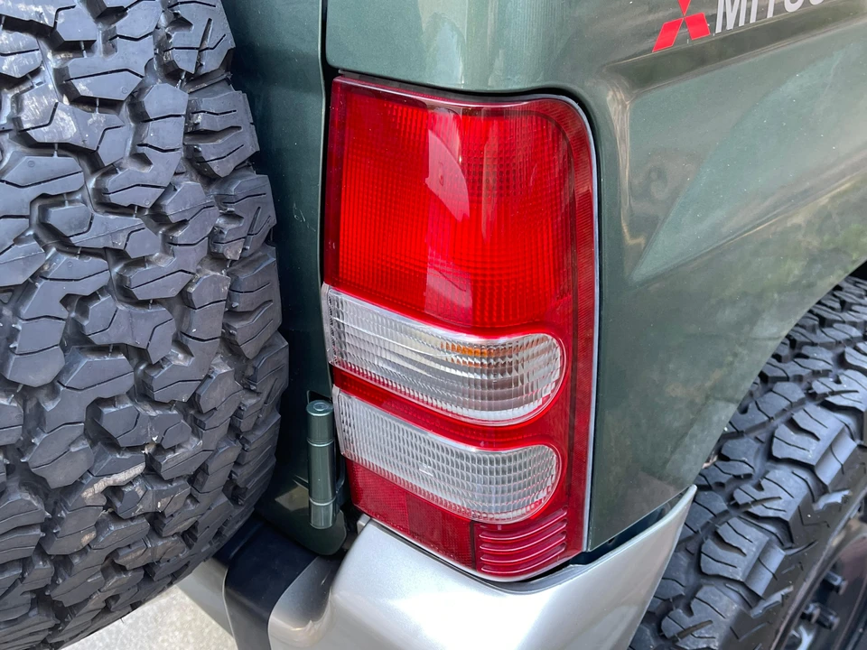 1996 Mitsubishi Pajero/Montero - Image 28 of 31