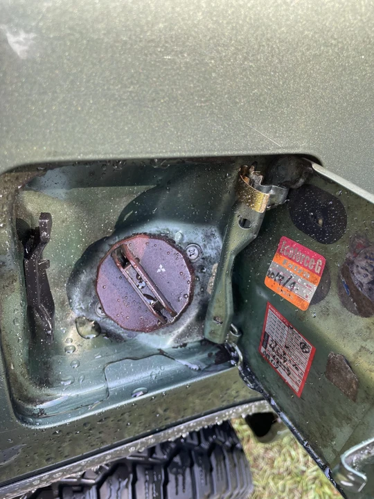 1996 Mitsubishi Pajero/Montero - Image 30 of 31