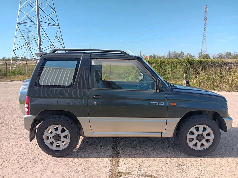 1996 Mitsubishi Pajero/Montero 2nd Gen - Image 15 of 31