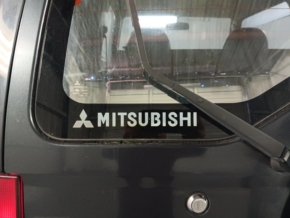 1996 Mitsubishi Pajero/Montero 2nd Gen - Image 25 of 31