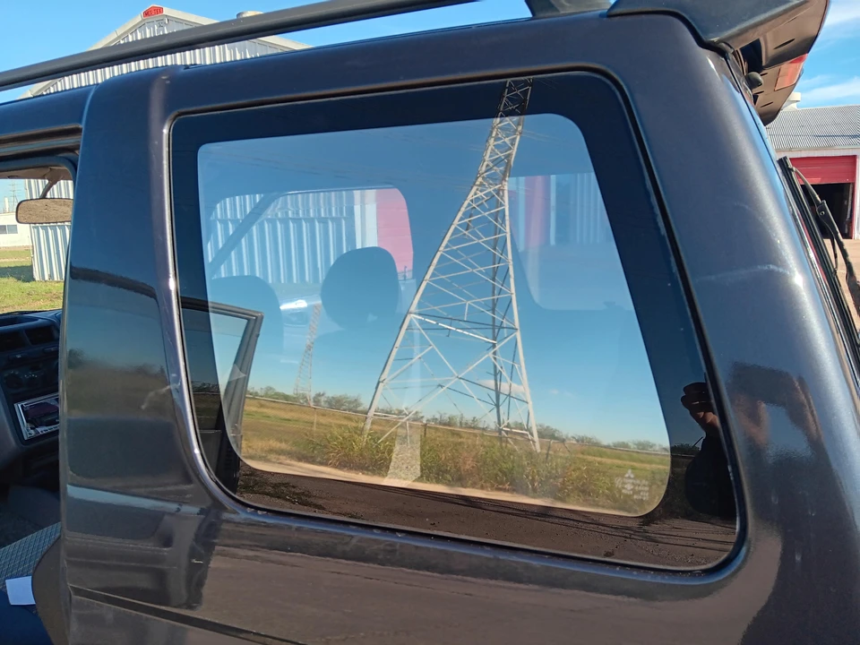 1996 Mitsubishi Pajero/Montero 2nd Gen - Image 23 of 31