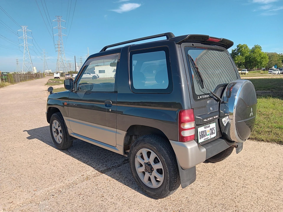 1996 Mitsubishi Pajero/Montero 2nd Gen - Image 10 of 31