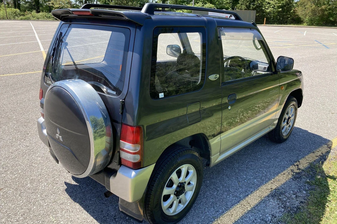 1996 Mitsubishi Pajero/Montero - Image 4 of 31