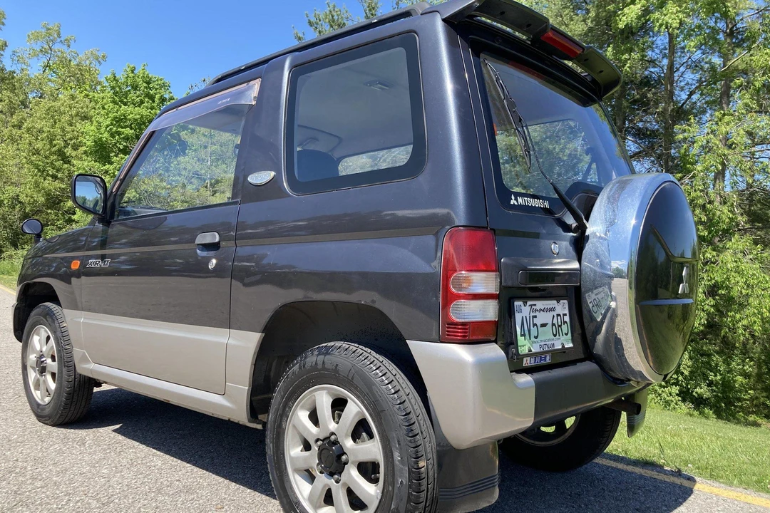 1996 Mitsubishi Pajero/Montero - Image 15 of 31