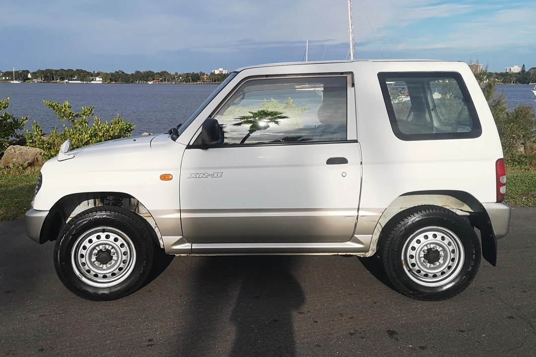 1996 Mitsubishi Pajero/Montero - Image 3 of 31
