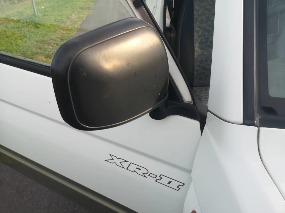 1996 Mitsubishi Pajero/Montero - Image 12 of 31