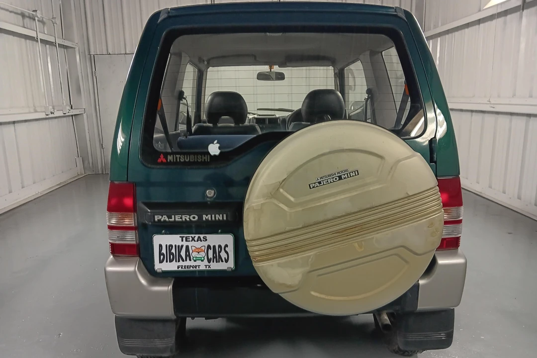 1996 Mitsubishi Pajero/Montero 2nd Gen - Image 5 of 31
