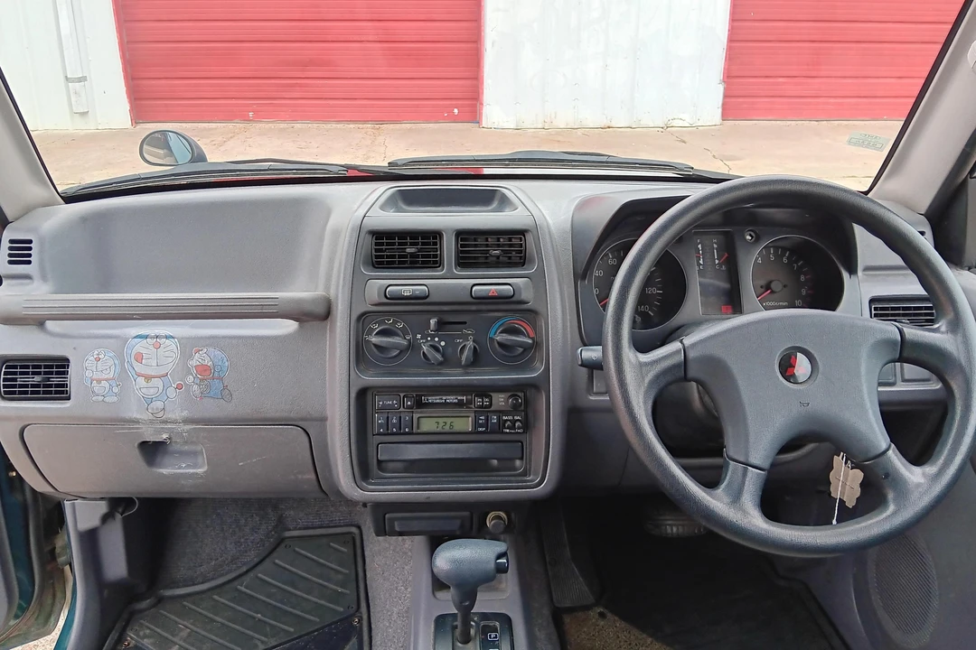 1996 Mitsubishi Pajero/Montero 2nd Gen - Image 31 of 31