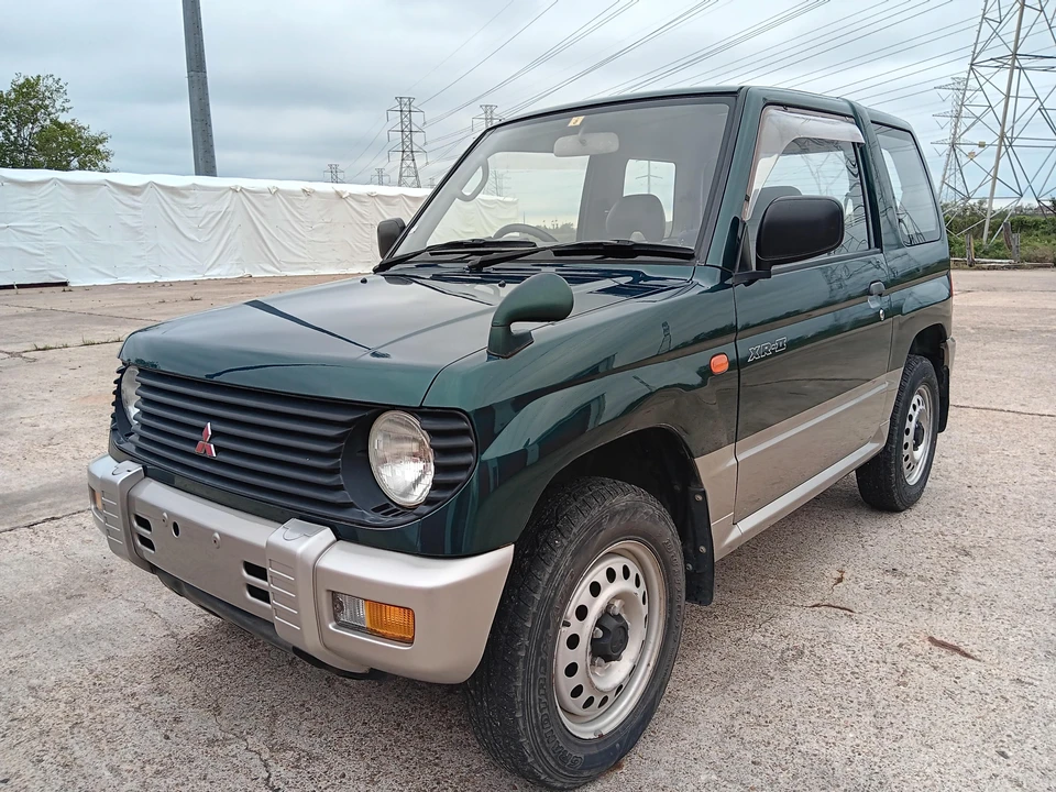 1996 Mitsubishi Pajero/Montero 2nd Gen - Image 8 of 31