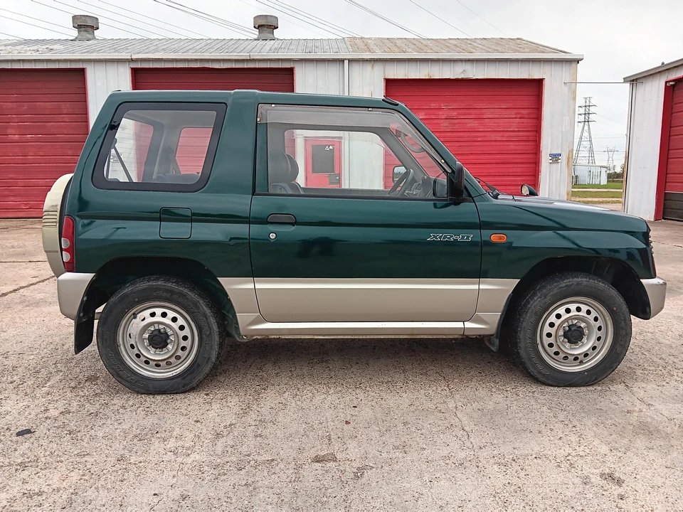 1996 Mitsubishi Pajero/Montero 2nd Gen - Image 15 of 31
