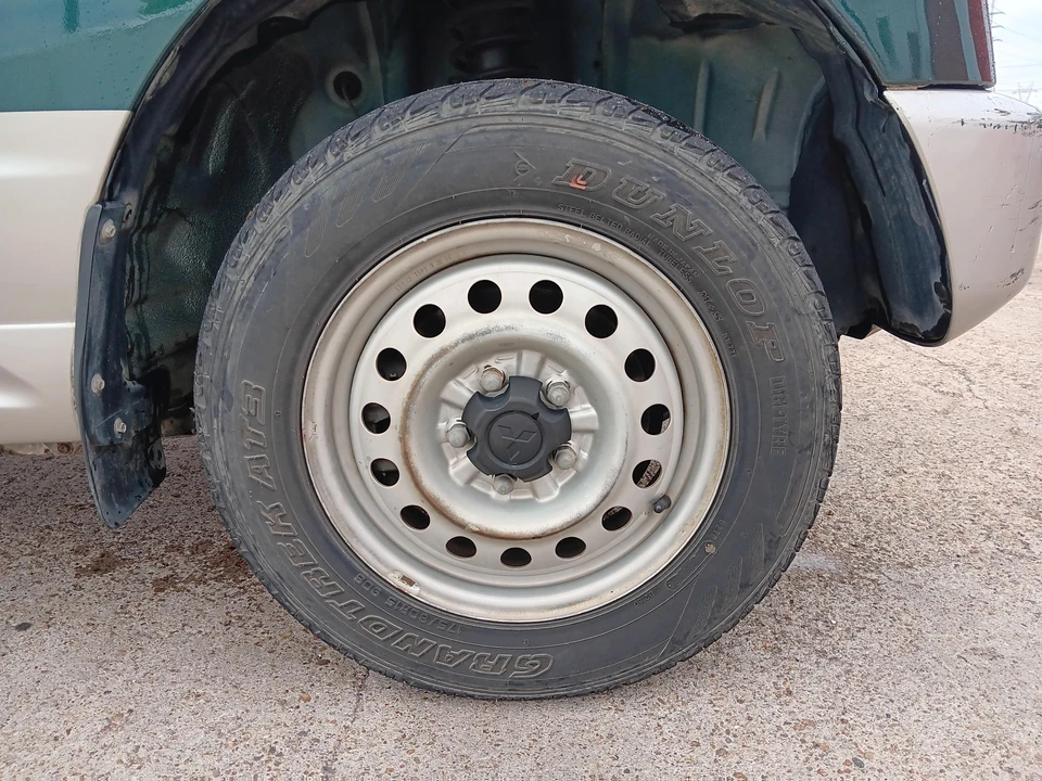 1996 Mitsubishi Pajero/Montero 2nd Gen - Image 30 of 31