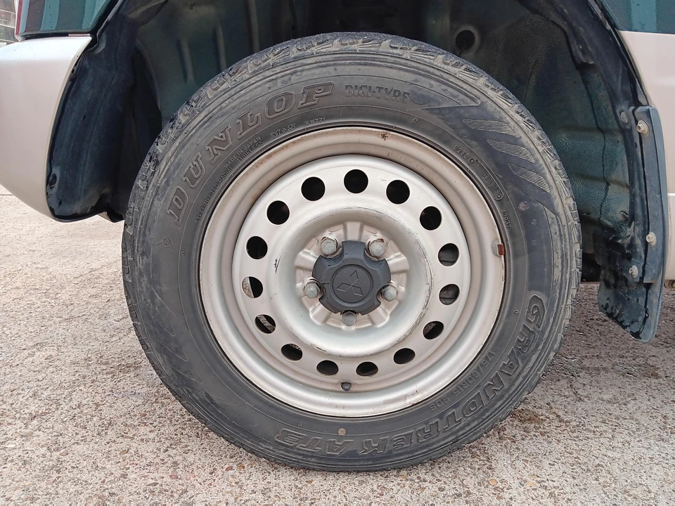 1996 Mitsubishi Pajero/Montero 2nd Gen - Image 24 of 31