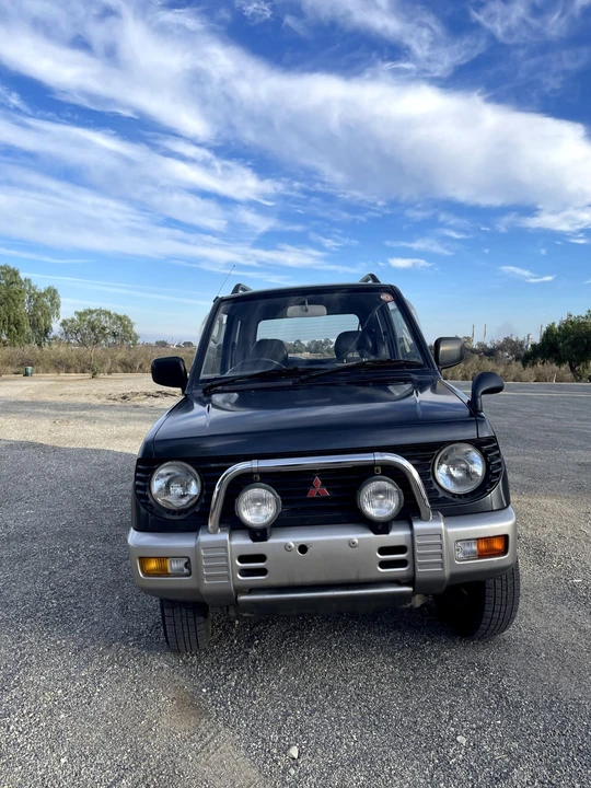 1996 Mitsubishi Pajero/Montero - Image 14 of 31