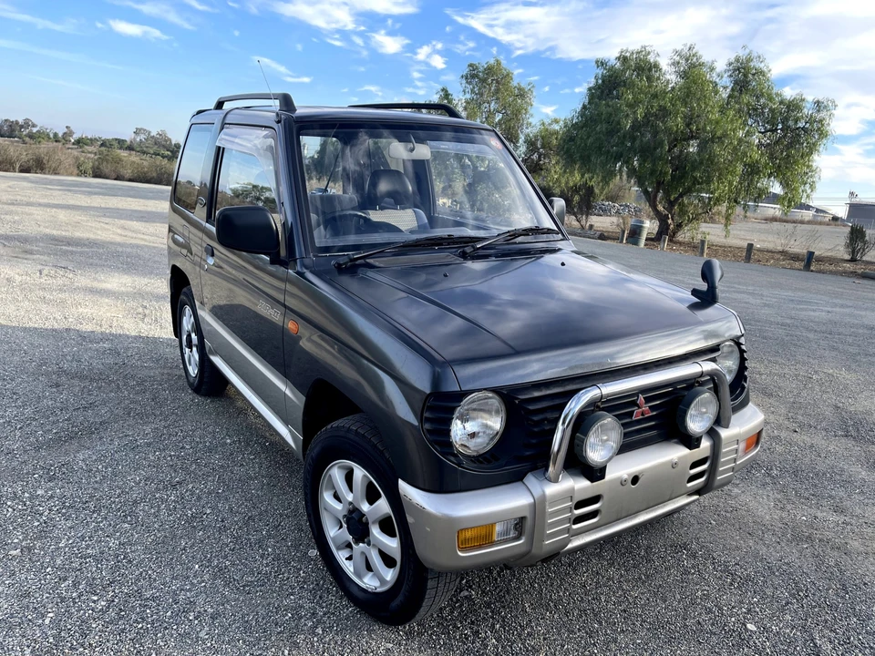 1996 Mitsubishi Pajero/Montero - Image 10 of 31