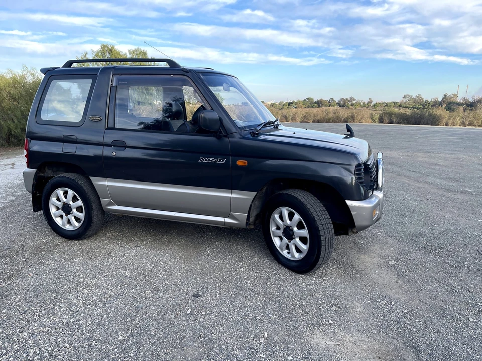 1996 Mitsubishi Pajero/Montero - Image 2 of 31