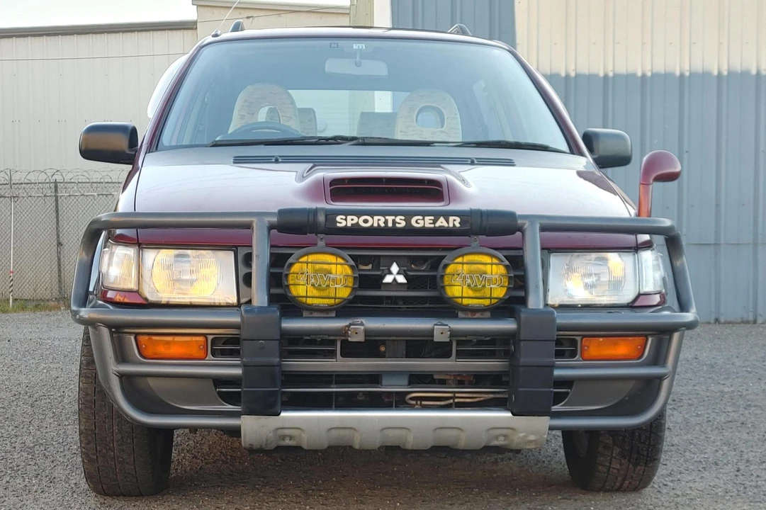 1996 Mitsubishi RVR 1st Gen - Image 2 of 24