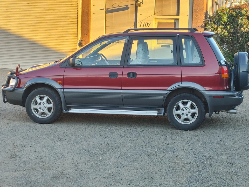 1996 Mitsubishi RVR 1st Gen - Image 9 of 24